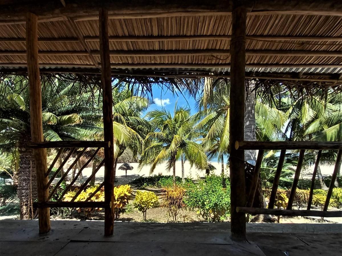 Moheli Laka Lodge Nioumachoua Exterior photo